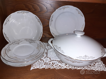 Servizio Richard Ginori colore bianco oro