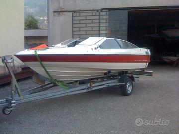 Motoscafo Bayliner Capri