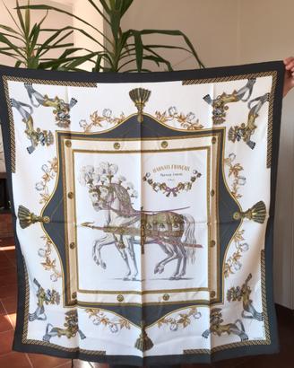 Rari e preziosi foulard Hermes vintage