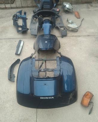 PEZZI RICAMBIO MOTO HONDA PC800 PACIFIC COAST
