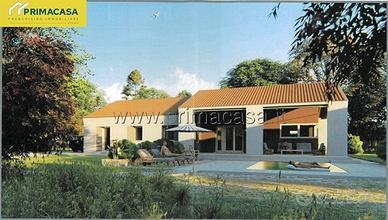 Ampio Lotto edificabile con magazzino - RIF 302