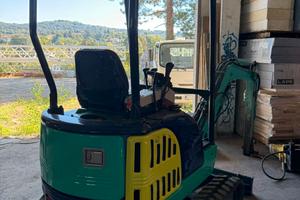 Miniescavatore usato IHIMER 19VXT