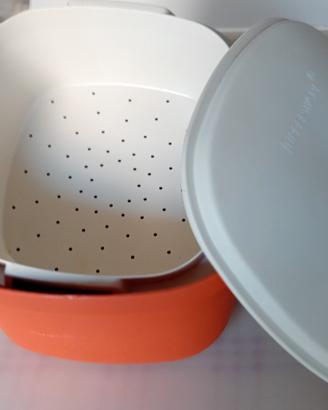 Contenitore Multi server Tupperware. 