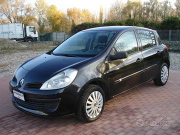 RENAULT Clio 1.5 dCi 85CV 5 porte confort