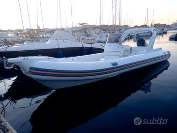 Gommone bat 745 artik