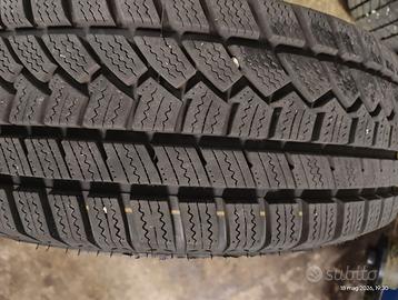 Serie 4 pneumatici invernali
