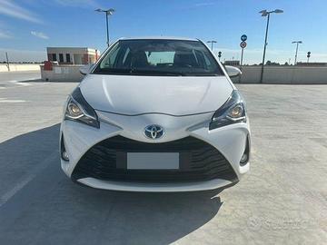 TOYOTA YARIS 1.5 HYBRID - 41.100 KM
