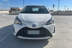 TOYOTA YARIS 1.5 HYBRID - 41.100 KM