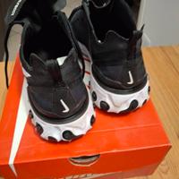 NIKE REACT ELEMENT 55 BLACK WHITE