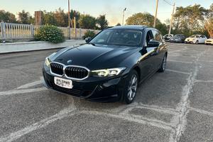 BMW 318d 48V Touring SPORT