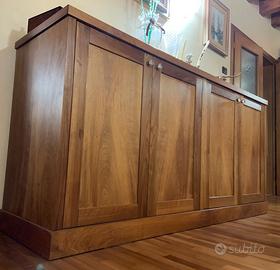 Credenza di noce nazionale