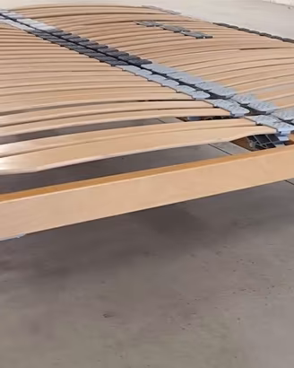 Letto  doghe matrimoniale in legno, come nuovo
