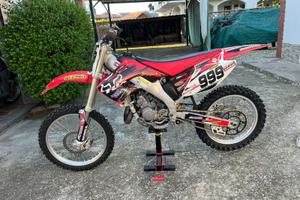 Honda cr125