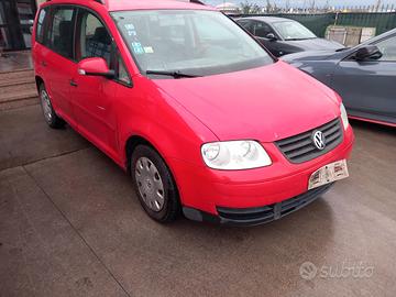 pezzi ricambio volkswagen touran 1.9 tdi 2004