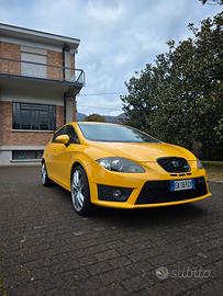 SEAT LEON CUPRA R (MK2)