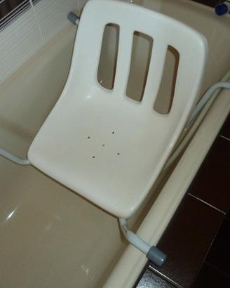 Sedia vasca da bagno con maniglia