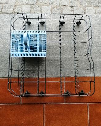 Cestello inferiore lavastoviglie Whirlpool WIC3B19