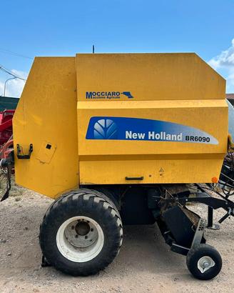 Rotopressa New Holland BR6090 Superfeed