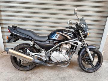 Kawasaki Er5 