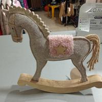Cavallo a dondolo