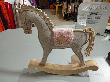 Cavallo a dondolo