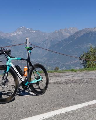 Bianchi Oltre XR3 2022 tg 57