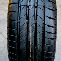 Bridgestone Turanza Gomme 185/65 R15 T005