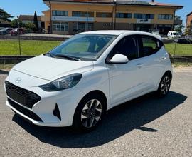 Hyundai i10 1.0 benzina km0