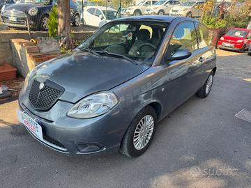 Lancia Ypsilon 1.2 Argento