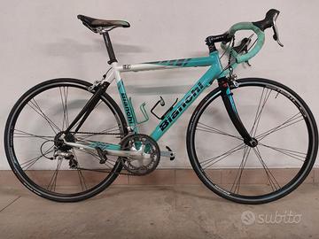 Bianchi in carbonio gruppo ultrega