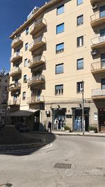 Appartamento luminoso in piazza Giovanni XXIII