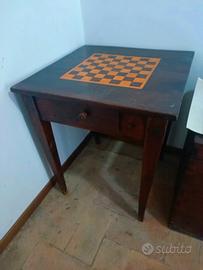 tavolino antiquariato 
