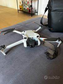 DJI mini 3-Kit completo
