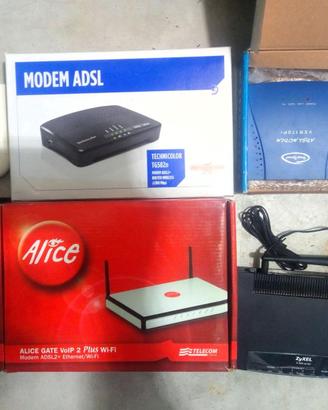 Lotto 7 Modem Router ADSL+Antenna High Gain + acc.