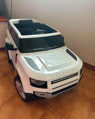 macchina per bimbi range rover defender