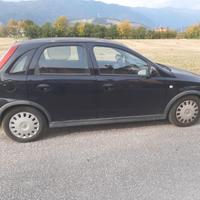 Opel corsa 2004