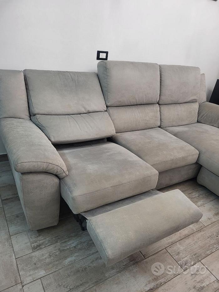 Divano angolare poltronesofà Mobili usati