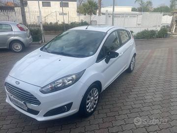 Ford Fiesta 1.5 TDCi 75CV 5 porte Business
