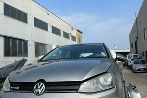 Golf 7 anno 2016 INCIDENTATA