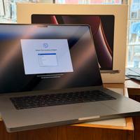 MacBook Pro 16” M2 PRO