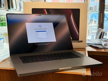 MacBook Pro 16” M2 PRO