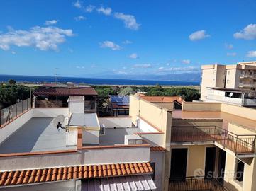 3 LOCALI A REGGIO DI CALABRIA