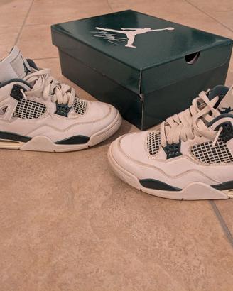 Nike Jordan 4 retro 