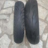 Gomme motard Pirelli