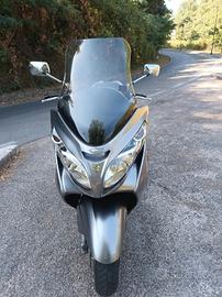 Suzuki Burgman 400