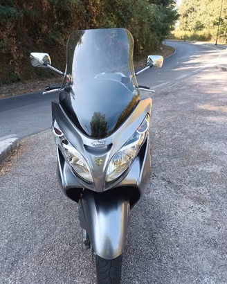 Suzuki Burgman 400