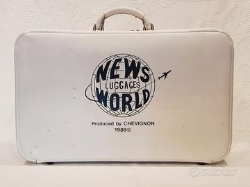 Chevignon Valigia Weekend 1988 Bianca, Vintage