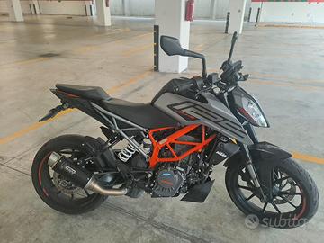 KTM DUKE 125