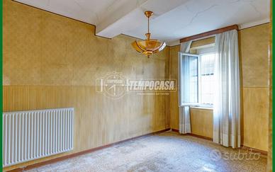 BILOCALE DA RISTRUTTURARE