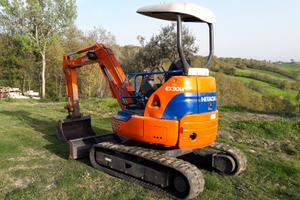 miniescavatore Hitachi